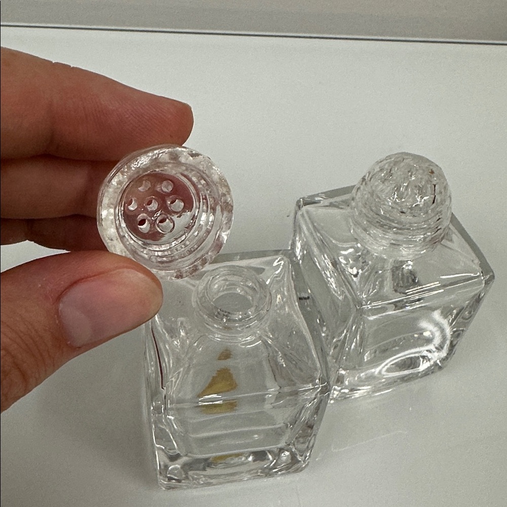 Vintage West Germany square box Glass Salt and Pepper shakers - Picture 3 of 5